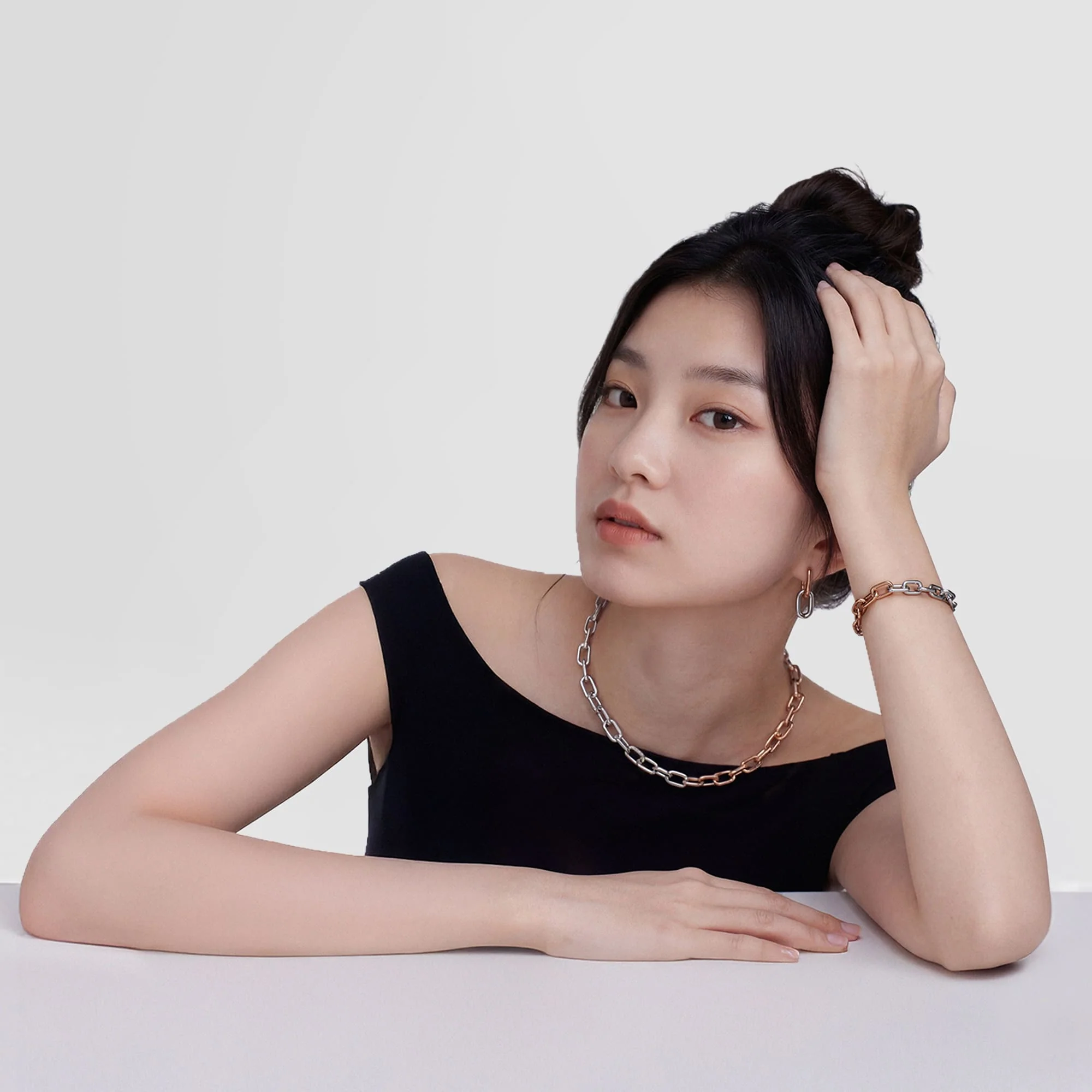 Contrast Link Earrings Two Tone Rose Gold - Image 2
