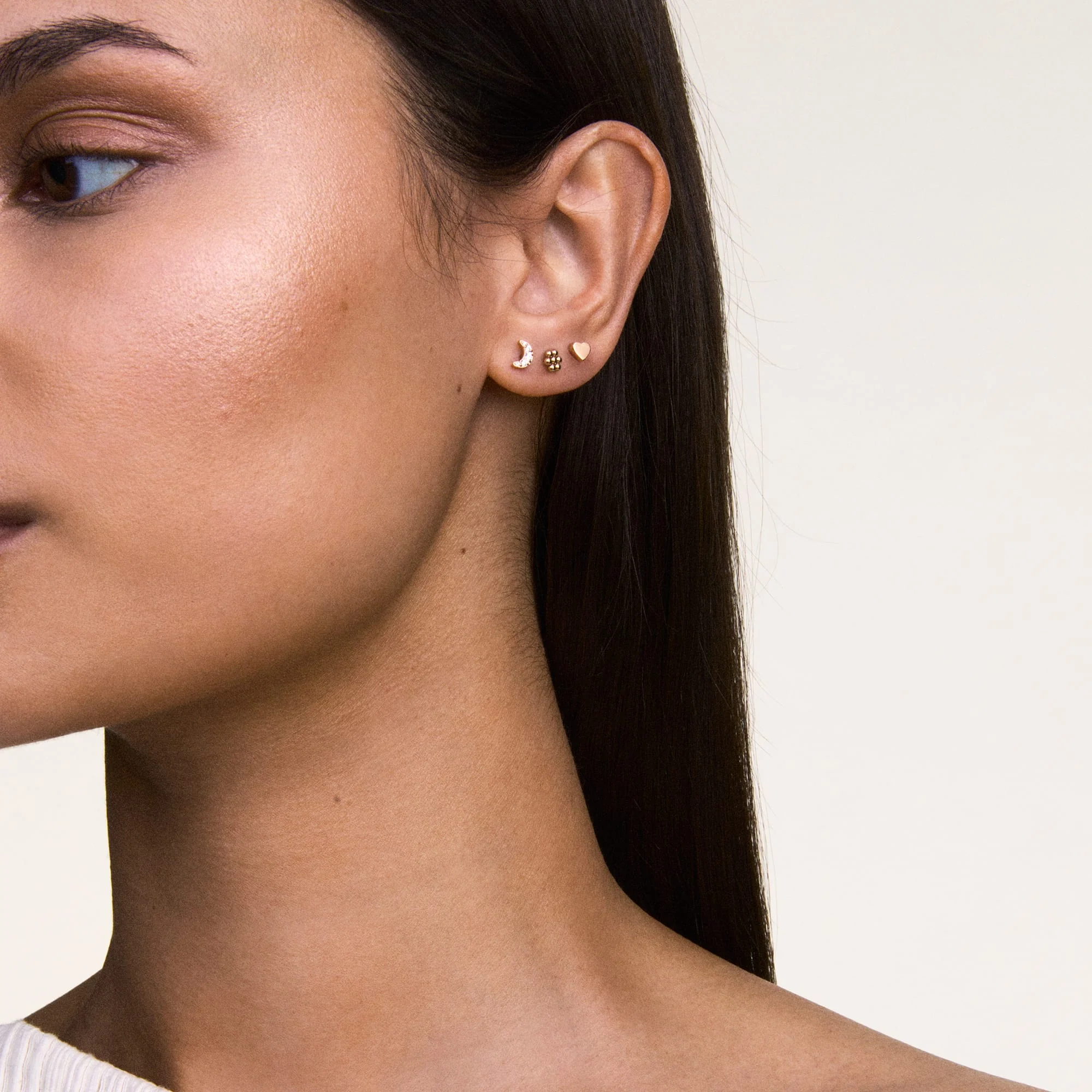 Flower Stud Rose Gold - Image 2